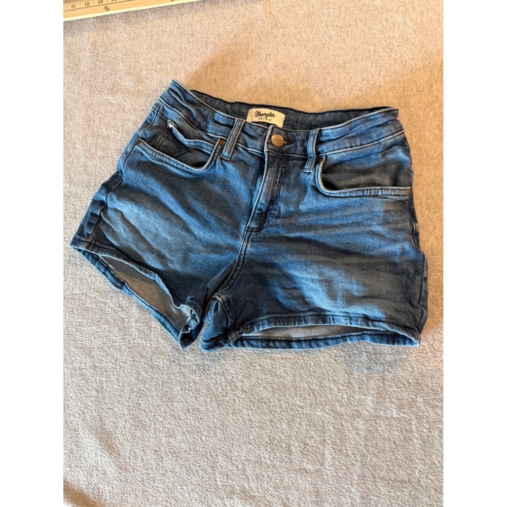 Wrangler Retro Denim Shorts Womens 28 Medium Wash Stretch Jean Shorts 112344615
